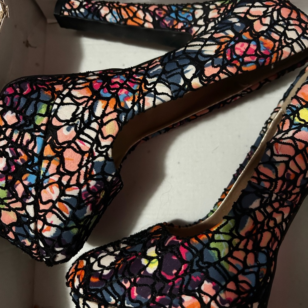 Shi by JOURNEYS Multicolor Women's Heels